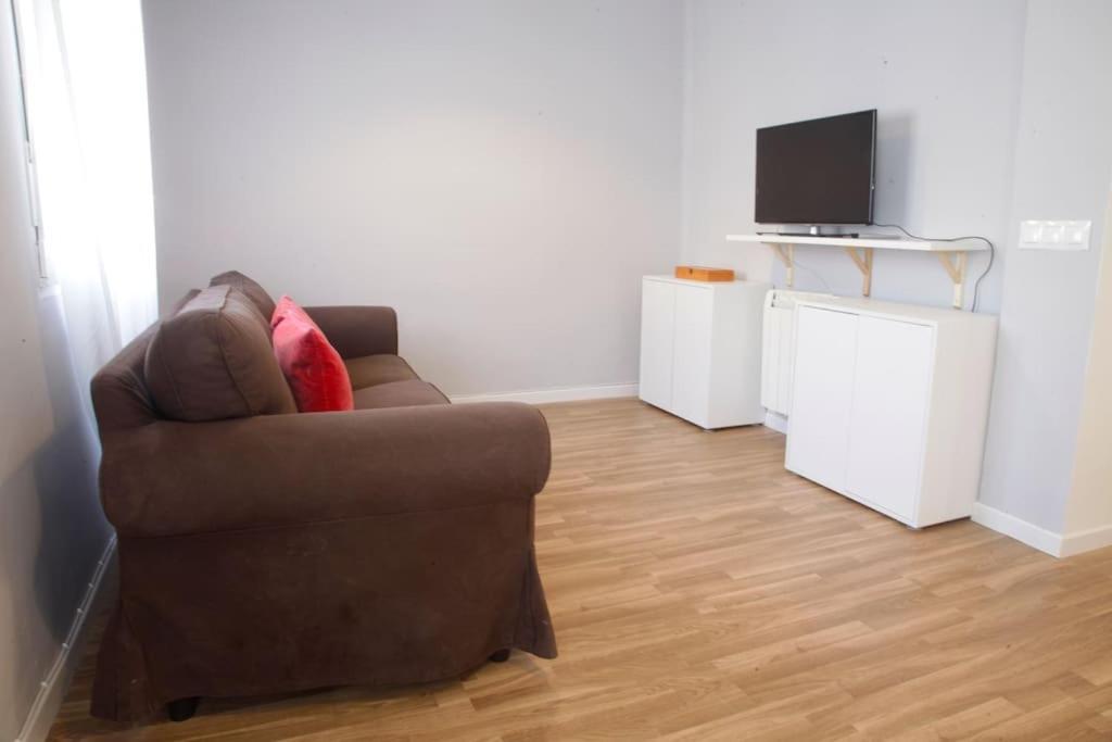 El Balco Del Bastareny Apartamento Renovado 6P กัวร์ดิโอลา เด แบร์เกดา ภายนอก รูปภาพ